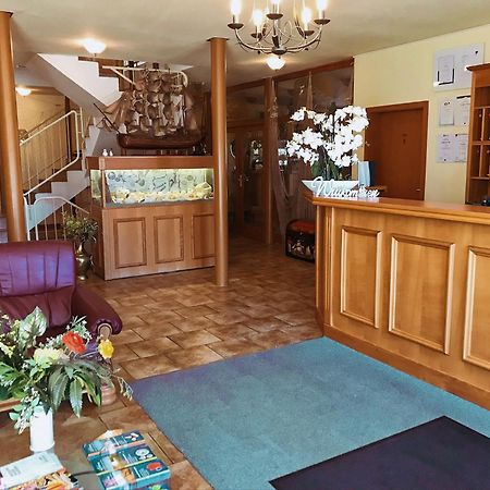 לומה Hotel Nordwind מראה חיצוני תמונה