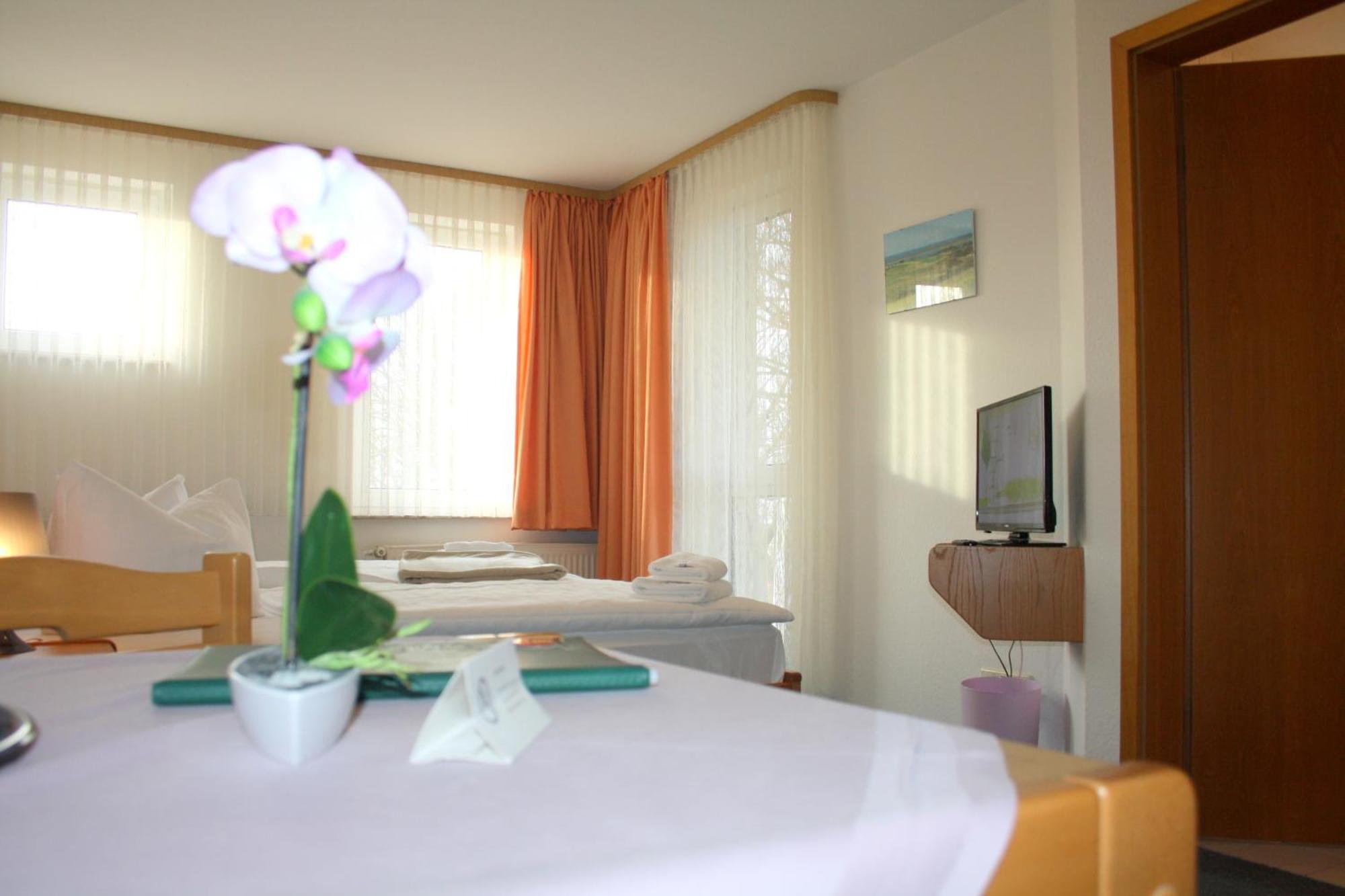 לומה Hotel Nordwind מראה חיצוני תמונה